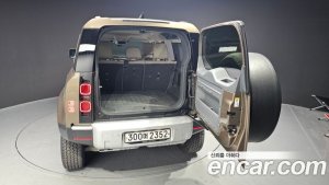 Land Rover Defender 110 D240 S 2020 года из Южной Кореи