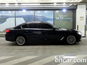 BMW 5-Series 520d Luxury Plus 2020 года из Южной Кореи