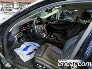 BMW 5-Series 520d Luxury Plus 2020 года из Южной Кореи