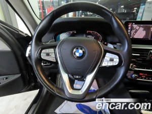 BMW 5-Series 520d Luxury Plus 2020 года из Южной Кореи