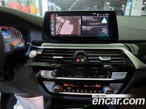 BMW 5-Series 520d Luxury Plus 2020 года из Южной Кореи