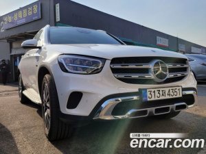 Mercedes-Benz GLC-Class GLC300e 4MATIC 2021 года из Южной Кореи