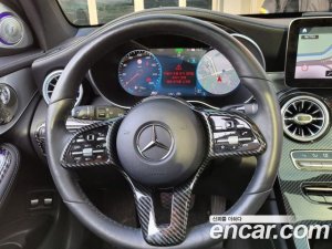Mercedes-Benz GLC-Class GLC300e 4MATIC 2021 года из Южной Кореи