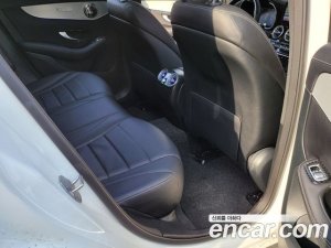 Mercedes-Benz GLC-Class GLC300e 4MATIC 2021 года из Южной Кореи
