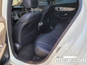 Mercedes-Benz GLC-Class GLC300e 4MATIC 2021 года из Южной Кореи