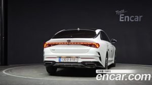 Kia K5 2.0 2021 года из Южной Кореи