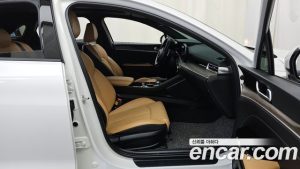 Kia K5 2.0 2021 года из Южной Кореи