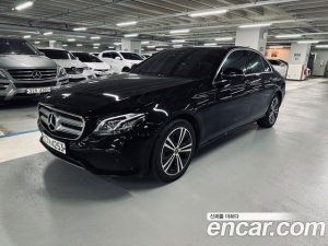 Mercedes-Benz E-Class E220d Avantgarde 2020 года из Южной Кореи