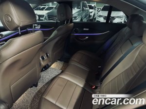 Mercedes-Benz E-Class E220d Avantgarde 2020 года из Южной Кореи