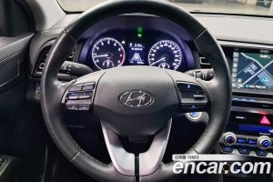 Hyundai AVANTE 1.6 2020 года из Южной Кореи