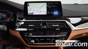 BMW 5-Series 520i Luxury 2020 года из Южной Кореи