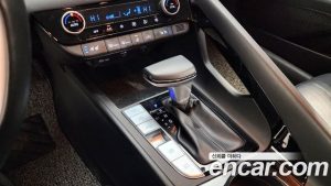 Hyundai AVANTE 1.6 2021 года из Южной Кореи