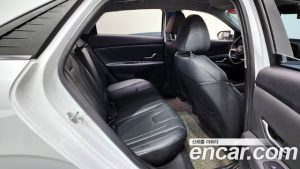 Hyundai AVANTE 1.6 2021 года из Южной Кореи