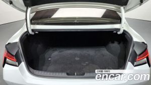 Hyundai AVANTE 1.6 2021 года из Южной Кореи