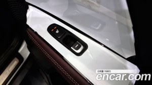 Kia Niro 1.6 HEV 2020 года из Южной Кореи
