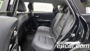 Kia Niro 1.6 HEV 2021 года из Южной Кореи