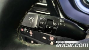 Kia Niro 1.6 HEV 2021 года из Южной Кореи