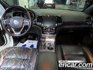 Jeep Cherokee 3.6 Overland 2021 года из Южной Кореи