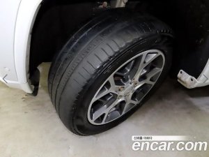 Jeep Cherokee 3.6 Overland 2021 года из Южной Кореи