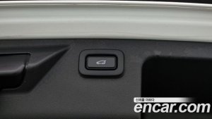 Land Rover Discovery Sport D180 SE 2020 года из Южной Кореи