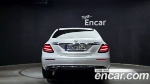 Mercedes-Benz E-Class E300 4MATIC Exclusive 2020 года из Южной Кореи