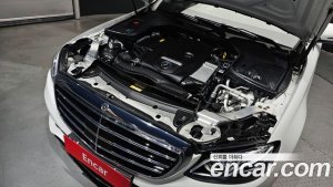 Mercedes-Benz E-Class E300 4MATIC Exclusive 2020 года из Южной Кореи