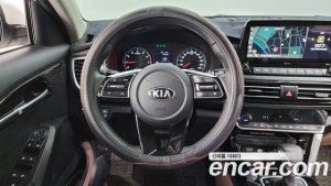 Kia Seltos Бензин 1.6 Turbo 2WD 2020 года из Южной Кореи