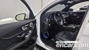 Mercedes-Benz GLC-Class GLC300e 4MATIC Coupe 2021 года из Южной Кореи
