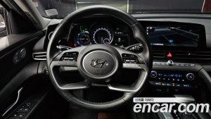 Hyundai AVANTE Modern 2021 года из Южной Кореи