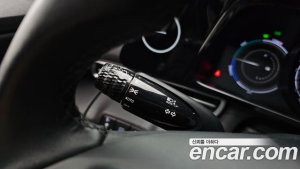 Hyundai AVANTE Modern 2021 года из Южной Кореи
