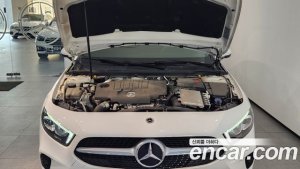 Mercedes-Benz A-Class A200d SEDAN 2021 года из Южной Кореи