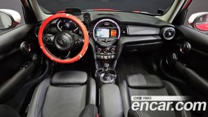 Mini Cooper 5Door HIGH 2021 года из Южной Кореи