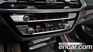 BMW X4 xDrive20i M Sport X 2020 года из Южной Кореи