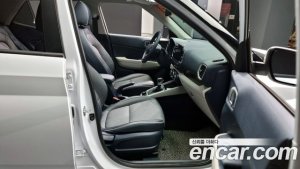 Hyundai Venue 1.6 Flux 2020 года из Южной Кореи