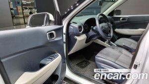 Hyundai Venue 1.6 Flux 2020 года из Южной Кореи