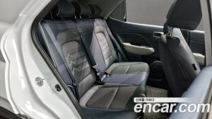 Hyundai Venue 1.6 Flux 2020 года из Южной Кореи