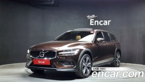Volvo V60 T5 PRO AWD 2020 года из Южной Кореи