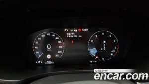 Volvo V60 T5 PRO AWD 2020 года из Южной Кореи