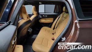 Volvo V60 T5 PRO AWD 2020 года из Южной Кореи