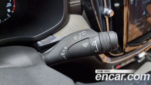 Volvo V60 T5 PRO AWD 2020 года из Южной Кореи