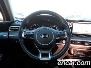 Kia K5 2.0 2020 года из Южной Кореи