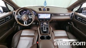 Porsche Cayenne 4.0 Turbo 2020 года из Южной Кореи