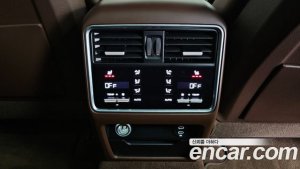 Porsche Cayenne 4.0 Turbo 2020 года из Южной Кореи
