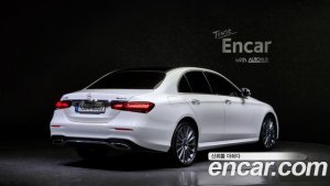 Mercedes-Benz E-Class E350 4MATIC AMG Line 2021 года из Южной Кореи