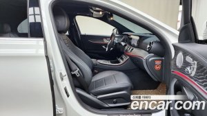 Mercedes-Benz E-Class E350 4MATIC AMG Line 2021 года из Южной Кореи