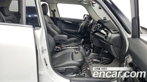 Mini Cooper 5Door HIGH 2020 года из Южной Кореи
