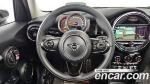 Mini Cooper 5Door HIGH 2020 года из Южной Кореи
