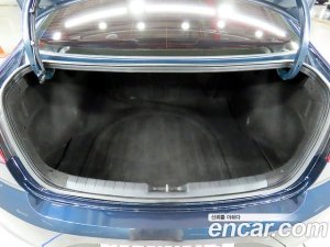 Hyundai AVANTE 1.6 2020 года из Южной Кореи