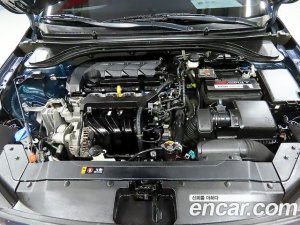 Hyundai AVANTE 1.6 2020 года из Южной Кореи