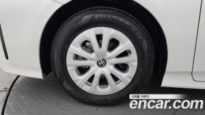 Toyota Prius 1.8 2021 года из Южной Кореи